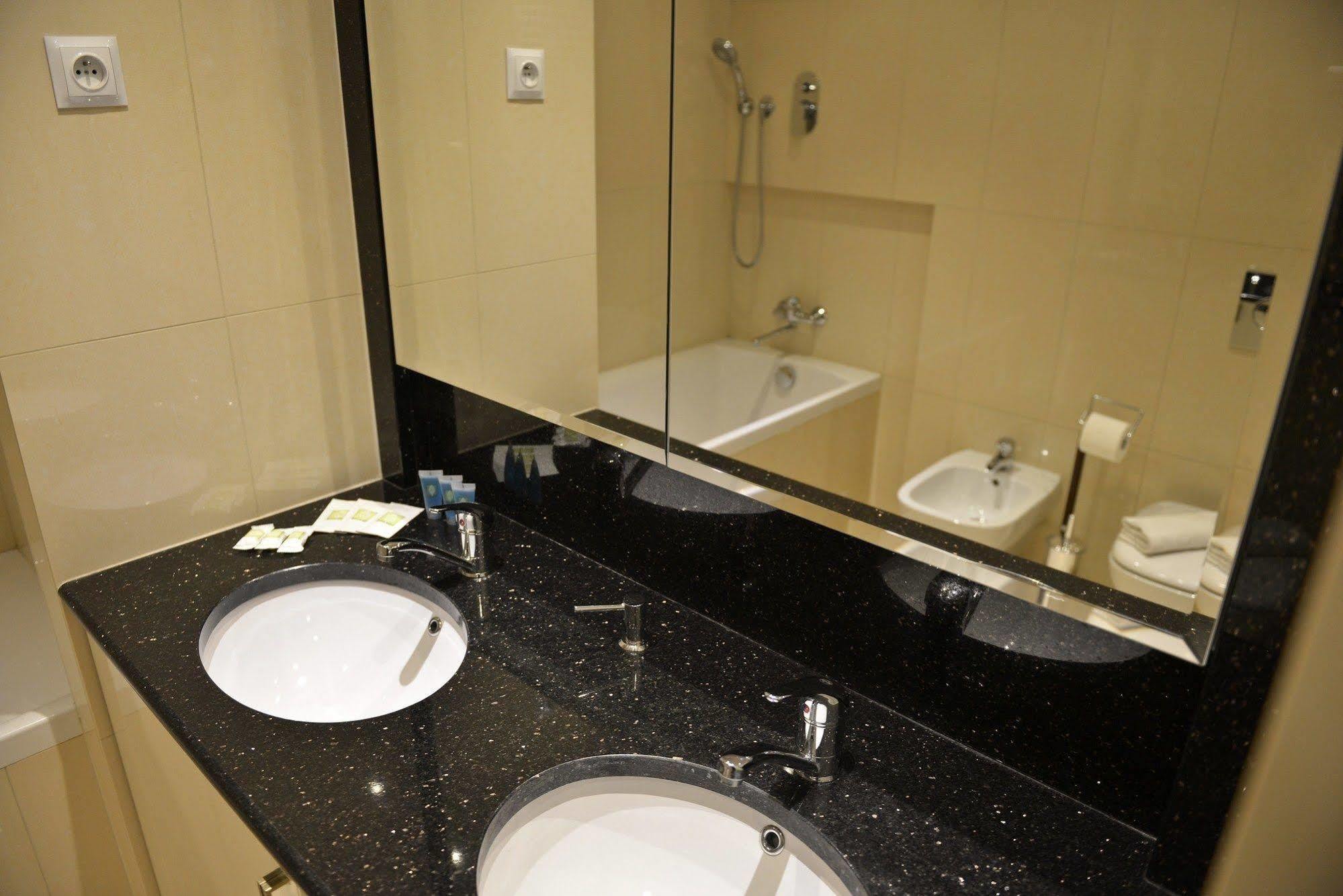 La Gioia Magic Orient Apartments Krakow Luaran gambar